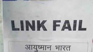 A Notice for Ayushman Bharat Golden card Likn fail at PMCH in Dhanbad(Bijay/ HT Photo) A Notice for Ayushman Bharat Golden card Likn fail at PMCH in Dhanbad(Bijay/ HT Photo)