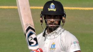 Manoj Tiwary silenced his critics by smashing an unbeaten double century.(Twitter) Manoj Tiwary silenced his critics by smashing an unbeaten double century.(Twitter)