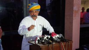 Navin Pilania of NPP adressing a press conference in Rajasthan(Youtube)