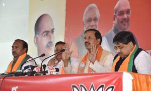 Union minister of state for forest and environment Mahesh Sharma addresses a press conference in Jaipur on Thursday(HT Photo) Union minister of state for forest and environment Mahesh Sharma addresses a press conference in Jaipur on Thursday(HT Photo)