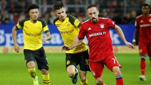 Bayern Munich lost the match 3-2 against Borussia Dortmund.(REUTERS) Bayern Munich lost the match 3-2 against Borussia Dortmund.(REUTERS)