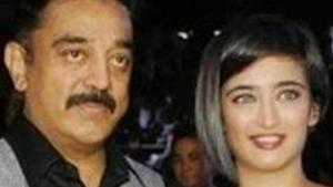 File photo of actor-filmmaker Kamal Haasan with his daughter Akshara.(HT File) File photo of actor-filmmaker Kamal Haasan with his daughter Akshara.(HT File)