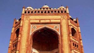 Buland Darwaza was built after Akbar’s successful conquest of Gujarat. Buland Darwaza was built after Akbar’s successful conquest of Gujarat.