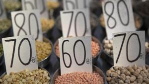 Samples of pulses are displayed in a wholesaler at Khari Baoli spice market in New Delhi, India, on Wednesday, May 30, 3018.(Bloomberg) Samples of pulses are displayed in a wholesaler at Khari Baoli spice market in New Delhi, India, on Wednesday, May 30, 3018.(Bloomberg)