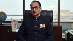 Alok Verma had approached the Supreme Court challenging the Centre’s decision to divest him of his duties and sending him on leave following his feud with special CBI director Rakesh Asthana.(Ravi Choudhary/HT File Photo)