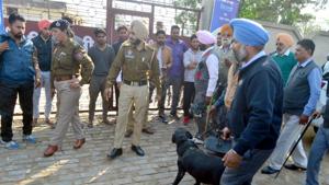 Punjab chief minister Amarinder Singh Monday announced a reward of Rs 50 lakh for anybody providing information on those involved in the Amritsar grenade blast that left three persons dead.(HT Photo) Punjab chief minister Amarinder Singh Monday announced a reward of Rs 50 lakh for anybody providing information on those involved in the Amritsar grenade blast that left three persons dead.(HT Photo)