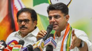 Rajasthan Congress president Sachin Pilot (right) addressesing a press conference.(PTI Photo) Rajasthan Congress president Sachin Pilot (right) addressesing a press conference.(PTI Photo)