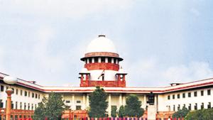 The Supreme Court Monday asked CBI Director Alok Kumar Verma to file his response “as quickly as possible” .(HT File Photo) The Supreme Court Monday asked CBI Director Alok Kumar Verma to file his response “as quickly as possible” .(HT File Photo)