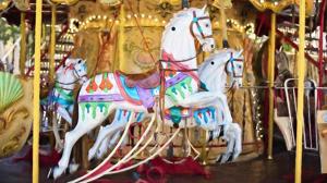 The carousel was installed at the Shuangliu Wanda Plaza in Chengdu back in September. The carousel was installed at the Shuangliu Wanda Plaza in Chengdu back in September.