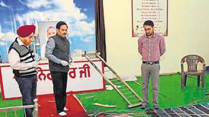 Investigators at the site of grenade blast at Nirankari Bhavan, in Adliwal village near Amritsar, Monday, Nov. 19, 2018.(Sameer Sehgal / HT Photo) Investigators at the site of grenade blast at Nirankari Bhavan, in Adliwal village near Amritsar, Monday, Nov. 19, 2018.(Sameer Sehgal / HT Photo)