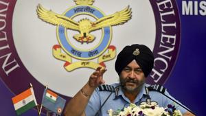 The Indian Chief of Air Staff, B S Dhanoa, has joined a line of distinguished voices in arguing for joint planning between air force, army and navy as soon as possible(AP) The Indian Chief of Air Staff, B S Dhanoa, has joined a line of distinguished voices in arguing for joint planning between air force, army and navy as soon as possible(AP)