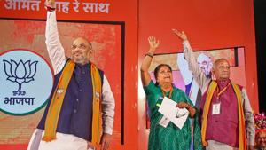 BJP President Amit Shah, Rajasthan Chief Minister Vasundhara Raje and State President Madan Lal Saini during a party event in Jaipur, Wednesday, Nov. 21, 2018.(PTI) BJP President Amit Shah, Rajasthan Chief Minister Vasundhara Raje and State President Madan Lal Saini during a party event in Jaipur, Wednesday, Nov. 21, 2018.(PTI)
