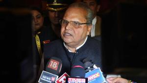 Jammu and Kashmir governor Satya Pal Malik talks to the media in New Delhi on November 18.(PTI Photo) Jammu and Kashmir governor Satya Pal Malik talks to the media in New Delhi on November 18.(PTI Photo)
