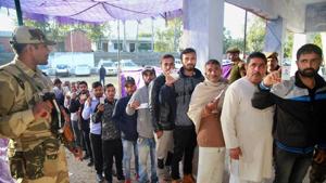 The Bharatiya Janata Party said the best option in Jammu and Kashmir is to have fresh assembly polls at the earliest.(PTI) The Bharatiya Janata Party said the best option in Jammu and Kashmir is to have fresh assembly polls at the earliest.(PTI)