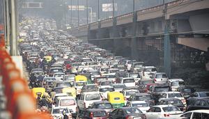 Diesel emissions are a major contributor to concentration of particulate matter (PM) 2.5, the prominent pollutant in Delhi-NCR.(Mohd Zakir/HT Photo) Diesel emissions are a major contributor to concentration of particulate matter (PM) 2.5, the prominent pollutant in Delhi-NCR.(Mohd Zakir/HT Photo)