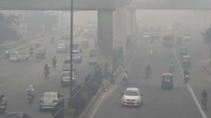 The national capital on Monday witnessed a misty morning with the minimum temperature recorded at 10.5 degrees Celsius.(HT File Photo) The national capital on Monday witnessed a misty morning with the minimum temperature recorded at 10.5 degrees Celsius.(HT File Photo)