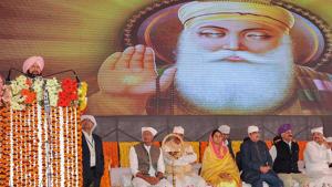 Punjab chief minister Amarinder Singh addresses during the foundation stone laying ceremony for Gurdwara Kartarpur Sahib Corridor, at Dera Baba Nanak, in Gurdaspur on November 26.(PTI Photo) Punjab chief minister Amarinder Singh addresses during the foundation stone laying ceremony for Gurdwara Kartarpur Sahib Corridor, at Dera Baba Nanak, in Gurdaspur on November 26.(PTI Photo)