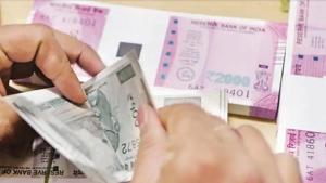 6.5 lakh retired personnel will also benefit from the implementation of the seventh pay commission.(HT File) 6.5 lakh retired personnel will also benefit from the implementation of the seventh pay commission.(HT File)