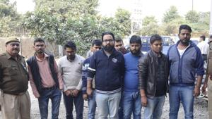 Police in Noida Phase 3 arrested eight people who were allegedly running a fake call centre in Noida, on Wednesday, November 28, 2018.(Sunil Ghosh / HT Photo) Police in Noida Phase 3 arrested eight people who were allegedly running a fake call centre in Noida, on Wednesday, November 28, 2018.(Sunil Ghosh / HT Photo)