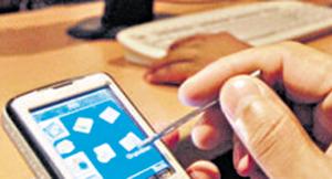 Cuba announced Tuesday night that its citizens will be offered full internet access for mobile phones beginning this week.(AFP/Getty Images) Cuba announced Tuesday night that its citizens will be offered full internet access for mobile phones beginning this week.(AFP/Getty Images)