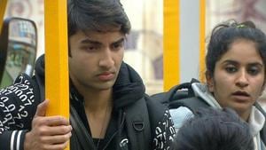 Rohit Suchanti and Surbhi Rana will now compete in the captaincy task.(Twitter) Rohit Suchanti and Surbhi Rana will now compete in the captaincy task.(Twitter)