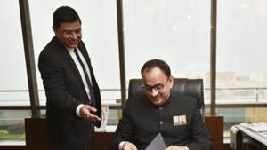 Supreme Court questions Centre’s action against CBI boss Alok Verma.(HT Photo) Supreme Court questions Centre’s action against CBI boss Alok Verma.(HT Photo)