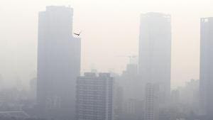 Haze seen at Matunga in Mumbai, October 3, 2018(HT PHOTO) Haze seen at Matunga in Mumbai, October 3, 2018(HT PHOTO)