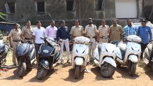 Two and three-wheeler riders accounted for 40% of all traffic deaths in India in 2016.(HT File Photo) Two and three-wheeler riders accounted for 40% of all traffic deaths in India in 2016.(HT File Photo)
