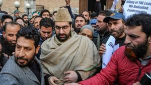 Mirwaiz Umar Farooq , chairman of the Hurriyat Conference, an umbrella organisation of separatist groups in Kashmir, and his colleagues met former Norwegian prime minister Kjell Magne Bondevik in the Valley last month.(PTI) Mirwaiz Umar Farooq , chairman of the Hurriyat Conference, an umbrella organisation of separatist groups in Kashmir, and his colleagues met former Norwegian prime minister Kjell Magne Bondevik in the Valley last month.(PTI)