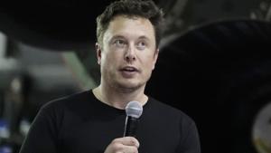 Elon Musk, the chief executive officer of both Tesla Inc. and Space Exploration Technologies Corp., opened up about his tumultuous year in a wide-ranging interview with CBS’s “60 Minutes.”(AP File Photo) Elon Musk, the chief executive officer of both Tesla Inc. and Space Exploration Technologies Corp., opened up about his tumultuous year in a wide-ranging interview with CBS’s “60 Minutes.”(AP File Photo)