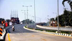 A flyover on Babatpur-Varanasi national highway which was recently converted into four lane(Rajesh Kumar/HT Photo) A flyover on Babatpur-Varanasi national highway which was recently converted into four lane(Rajesh Kumar/HT Photo)