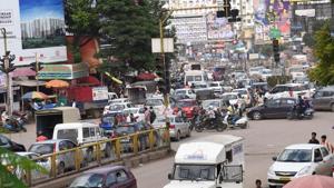 To address traffic chaos, the survey suggests that there should be separate lanes for cars, two-wheelers, cabs and autorickshaws, a fast lane for the four-wheelers operating on shared service basis and more Pune mahanagar parivahan mahamandal ltd (PMPML) buses on the roads.(HT PHOTO) To address traffic chaos, the survey suggests that there should be separate lanes for cars, two-wheelers, cabs and autorickshaws, a fast lane for the four-wheelers operating on shared service basis and more Pune mahanagar parivahan mahamandal ltd (PMPML) buses on the roads.(HT PHOTO)
