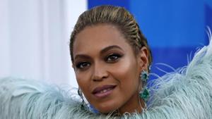 Singer Beyonce arrives at the 2016 MTV Video Music Awards in New York.(REUTERS) Singer Beyonce arrives at the 2016 MTV Video Music Awards in New York.(REUTERS)