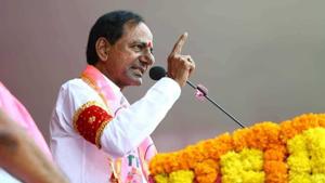 KCR took oath in Telugu, Ali did it in Urdu. The Cabinet will likely be expanded on December 18.(HT Photo) KCR took oath in Telugu, Ali did it in Urdu. The Cabinet will likely be expanded on December 18.(HT Photo)