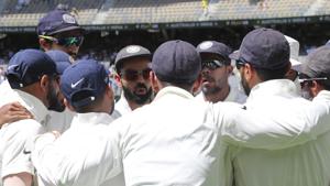 India's Virat Kohli, center, addresses the players as they gather in a huddle before play in the second cricket test between Australia and India in Perth.(AP) India's Virat Kohli, center, addresses the players as they gather in a huddle before play in the second cricket test between Australia and India in Perth.(AP)