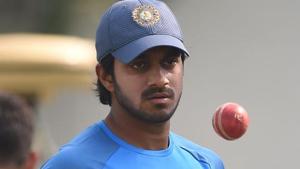 Indian cricketer Vijay Shankar attends the training session at the Vidarbha Cricket Association Stadium in Nagpur.(AFP) Indian cricketer Vijay Shankar attends the training session at the Vidarbha Cricket Association Stadium in Nagpur.(AFP)