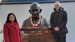 India’s ambassador to Germany, Mukta Dutta Tomar, and the Lord Mayor of Trier, Wolfram Leibe after unveiling a bust of Mahatma Gandhi in the German city of Trier (HT/Indian Embassy)(Indian Embassy, Germany) India’s ambassador to Germany, Mukta Dutta Tomar, and the Lord Mayor of Trier, Wolfram Leibe after unveiling a bust of Mahatma Gandhi in the German city of Trier (HT/Indian Embassy)(Indian Embassy, Germany)