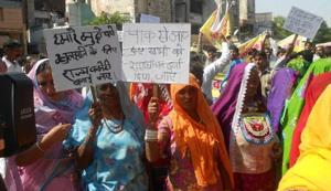 Community members said they are expecting the Congress to fulfil the poll promises by finding solution to their issues.(HT Photo) Community members said they are expecting the Congress to fulfil the poll promises by finding solution to their issues.(HT Photo)