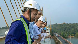 Manohar Parrikar, who is suffering from a pancreatic ailment, has been recuperating at his private residence since October 14 and this is the first time he has moved out of the house, officials said.(PTI) Manohar Parrikar, who is suffering from a pancreatic ailment, has been recuperating at his private residence since October 14 and this is the first time he has moved out of the house, officials said.(PTI)