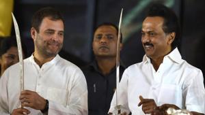 Congress president Rahul Gandhi is being presented a sword by DMK president MK Stalin at a public meeting after unveiling a life-size bronze statue of late DMK leader M Karunanidhi in Chennai.(PTI photo) Congress president Rahul Gandhi is being presented a sword by DMK president MK Stalin at a public meeting after unveiling a life-size bronze statue of late DMK leader M Karunanidhi in Chennai.(PTI photo)