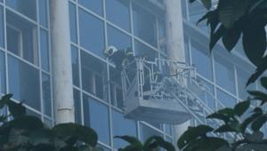 Rescue operations at ESIC hospital in Mumbai’s Andheri (East).(Pramod R Thakur/HT Photo) Rescue operations at ESIC hospital in Mumbai’s Andheri (East).(Pramod R Thakur/HT Photo)