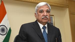 Chief Election Commissioner Sunil Arora at Nirvachan Sadan.(Arvind Yadav/HT PHOTO) Chief Election Commissioner Sunil Arora at Nirvachan Sadan.(Arvind Yadav/HT PHOTO)