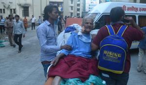 Doctors said they were worried about the five children admitted to the neonatal intensive care unit, of which two may need ventilator support.(Pramod ThakurHindustan Times) Doctors said they were worried about the five children admitted to the neonatal intensive care unit, of which two may need ventilator support.(Pramod ThakurHindustan Times)
