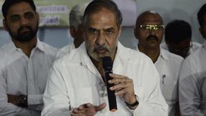 Anand Sharma at a press conference in Congress bhavan (Abhay Khairnar story) in Pune, India.(Ravindra Joshi/HT PHOTO) Anand Sharma at a press conference in Congress bhavan (Abhay Khairnar story) in Pune, India.(Ravindra Joshi/HT PHOTO)