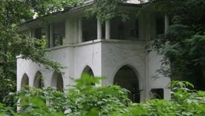 Jinnah House has been the subject of a legal battle between the government of India and Jinnah’s daughter Dina Wadia, who in 2007 petitioned in Bombay high court to regain control of the property. Wadia died in November last year.(File Photo) Jinnah House has been the subject of a legal battle between the government of India and Jinnah’s daughter Dina Wadia, who in 2007 petitioned in Bombay high court to regain control of the property. Wadia died in November last year.(File Photo)