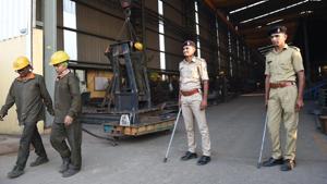 A lone bike-borne assailant on Thursday afternoon shot dead an industrialist, Gunjan Khemka (37), proprietor of G K Cotton Mill, near his factory gate in Hajipur Industrial Estate area, barely 100 meters from the local police station in Bihar’s Vaishali district.(AFP FILE PHOTO) A lone bike-borne assailant on Thursday afternoon shot dead an industrialist, Gunjan Khemka (37), proprietor of G K Cotton Mill, near his factory gate in Hajipur Industrial Estate area, barely 100 meters from the local police station in Bihar’s Vaishali district.(AFP FILE PHOTO)