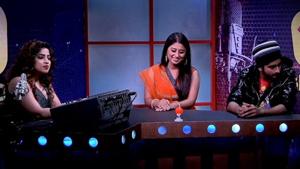 Somi Khan and Deepak Thakur were called together to interact with their fans on Bigg Boss.(Twitter) Somi Khan and Deepak Thakur were called together to interact with their fans on Bigg Boss.(Twitter)