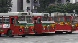 BEST buses at Dindoshi depot in Mumbai. The BEST administration has paid part of November salaries to its employees in coins of Rs 10.(HT File) BEST buses at Dindoshi depot in Mumbai. The BEST administration has paid part of November salaries to its employees in coins of Rs 10.(HT File)