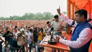 Sources said one Lok Sabha seat may go to Mukesh Sahni, a 38-year-old former Bollywood set designer who launched an outfit of his own, Vikasheel Insaan Party, last month.(PTI/File Photo) Sources said one Lok Sabha seat may go to Mukesh Sahni, a 38-year-old former Bollywood set designer who launched an outfit of his own, Vikasheel Insaan Party, last month.(PTI/File Photo)