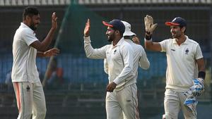 Madhya Pradesh bowler Avesh Khan picked up six wickets.(PTI) Madhya Pradesh bowler Avesh Khan picked up six wickets.(PTI)